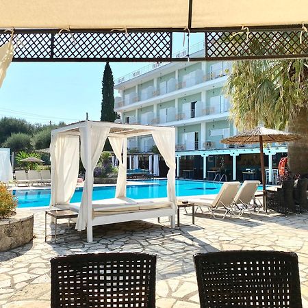Hotel Paloma Blanca Ipsos Esterno foto