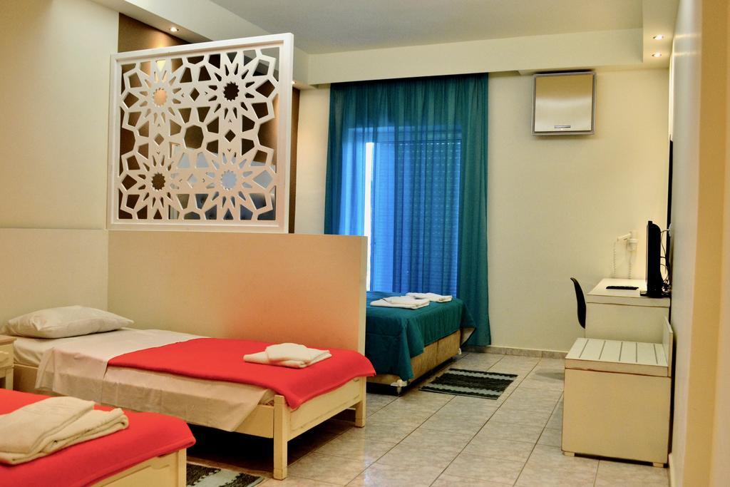 Hotel Paloma Blanca Ipsos Esterno foto