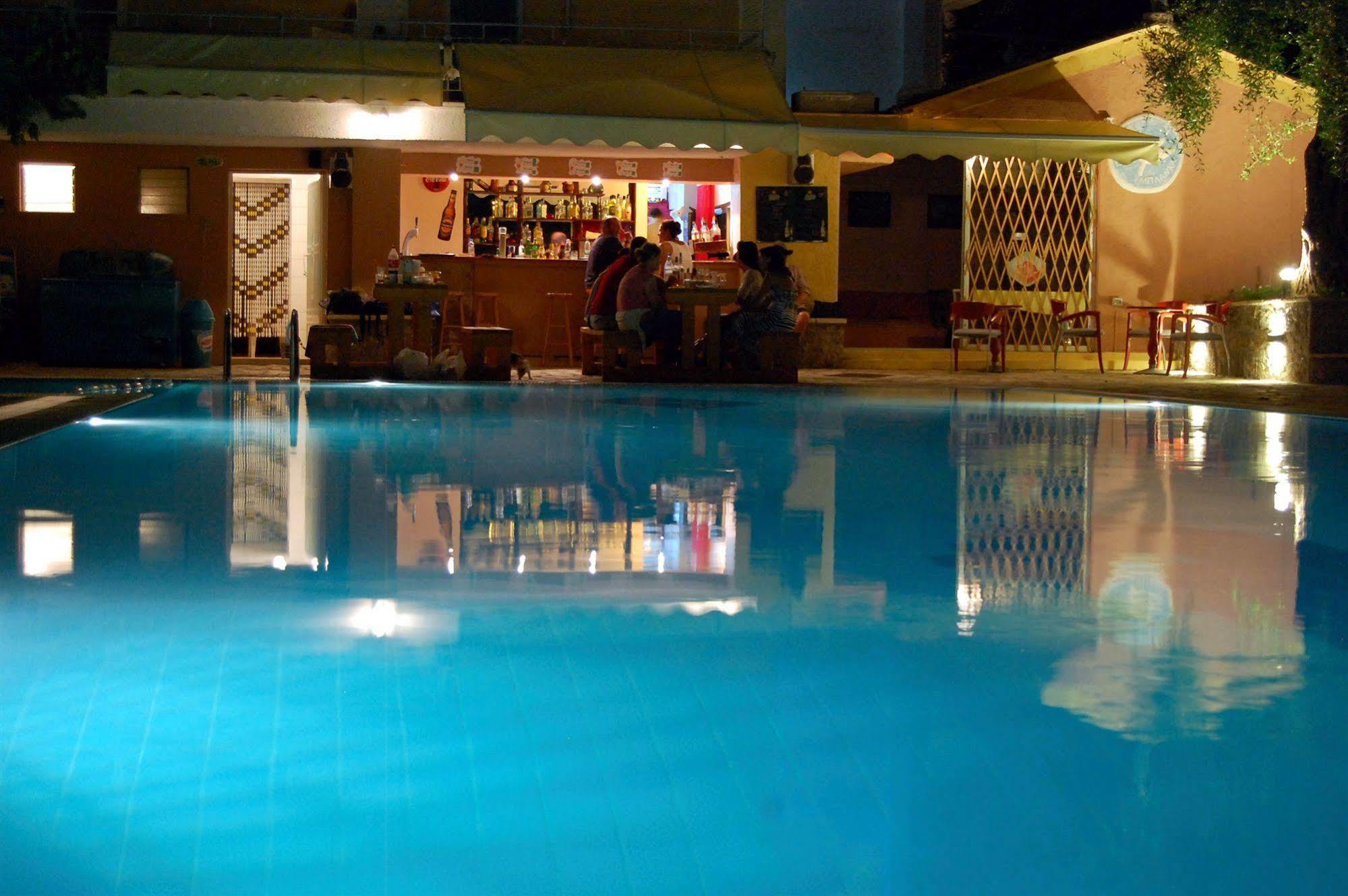 Hotel Paloma Blanca Ipsos Esterno foto
